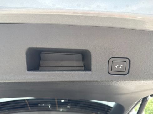 New 2026 GMC Acadia Elevation w/ Elevation Premium Package FWD image 14