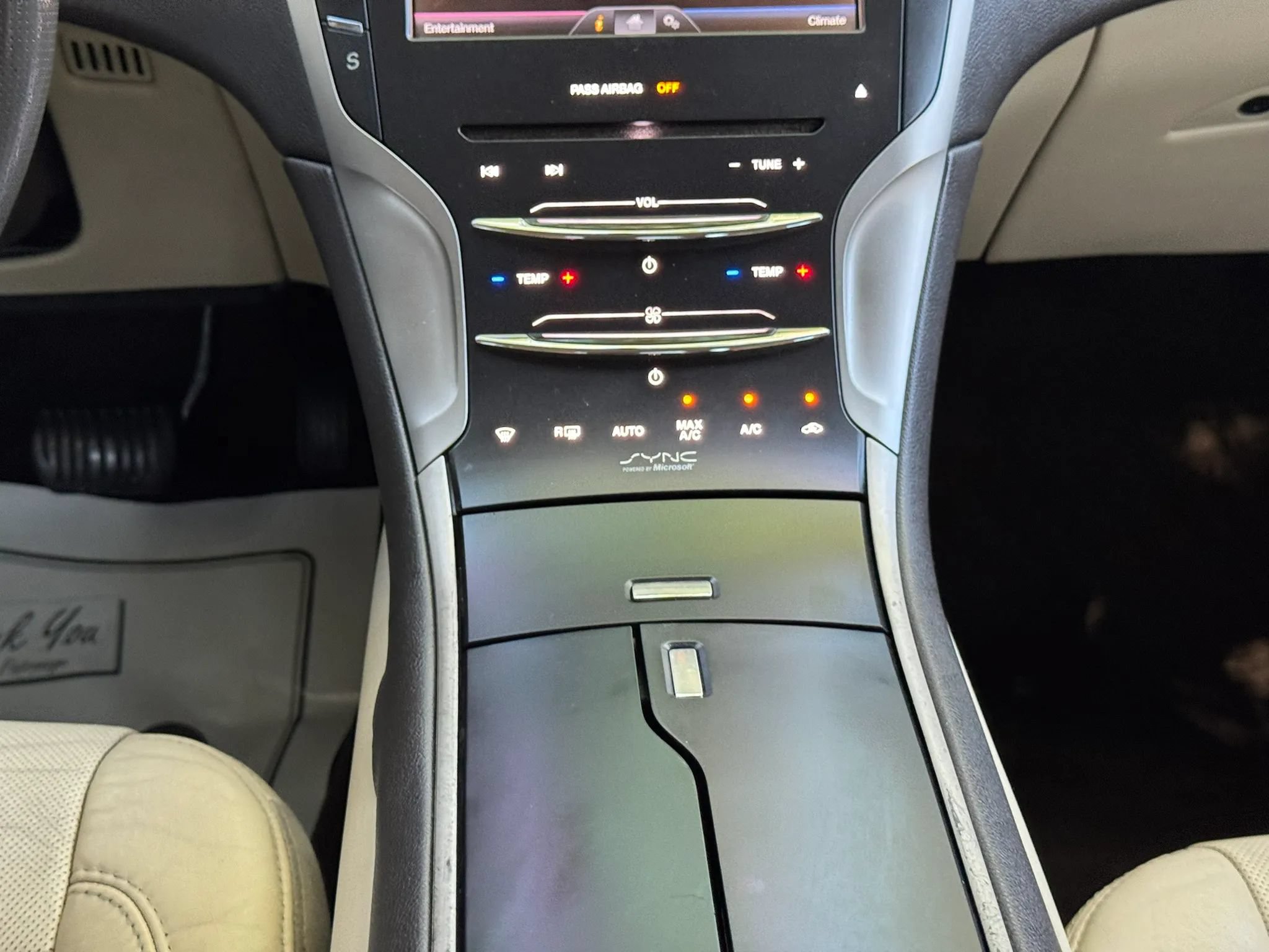 Used 2014 Lincoln MKZ w/ Equipment Group 102A Reserve FWD image 17