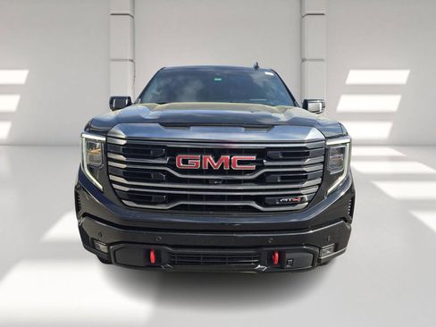 Used 2024 GMC Sierra 1500 AT4 w/ Technology Package image 2
