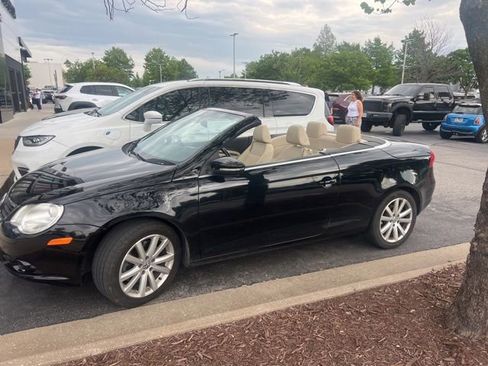 Used 2009 Volkswagen Eos Komfort FWD image 4
