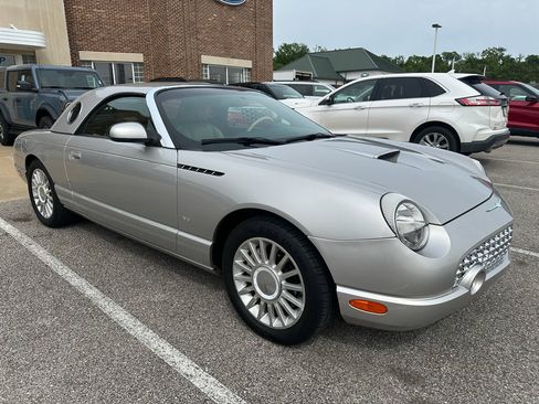 Used 2004 Ford Thunderbird RWD image 1