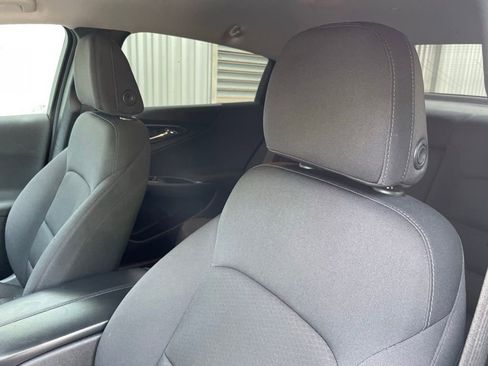 Used 2022 Chevrolet Malibu LT FWD image 23