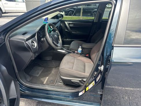 Used 2018 Toyota Corolla LE FWD image 5