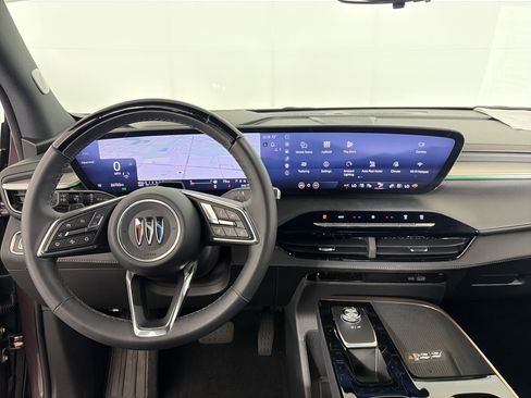 Used 2026 Buick Enclave Avenir w/ Super Cruise Package AWD/4WD image 3