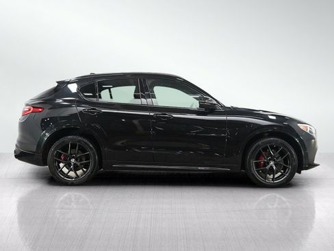 Used 2020 Alfa Romeo Stelvio Ti Sport w/ Quick Order Package 22S Sport AWD/4WD image 6
