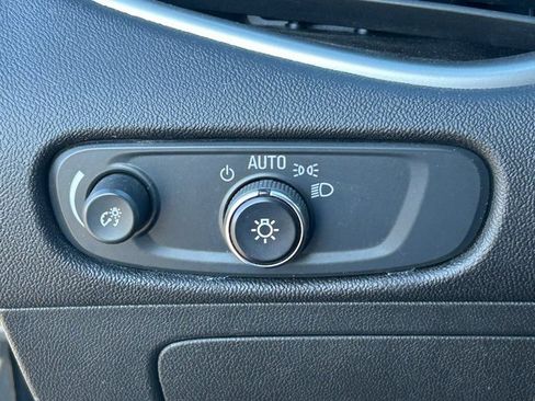 Used 2023 Chevrolet Malibu LT image 24