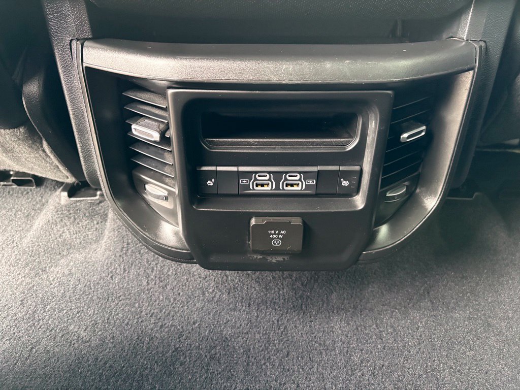 Used 2025 RAM 1500 Laramie AWD/4WD image 27