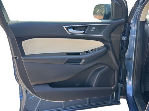 Used 2019 Ford Edge SEL w/ Equipment Group 201A FWD image 31