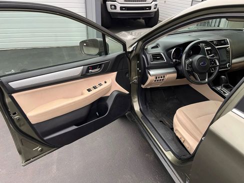 Used 2019 Subaru Outback 2.5i Premium image 29