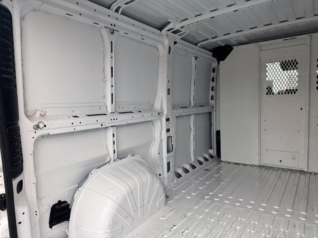 Used 2023 RAM ProMaster 2500 FWD image 11