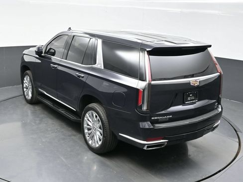 Certified 2024 Cadillac Escalade Premium Luxury AWD/4WD image 34
