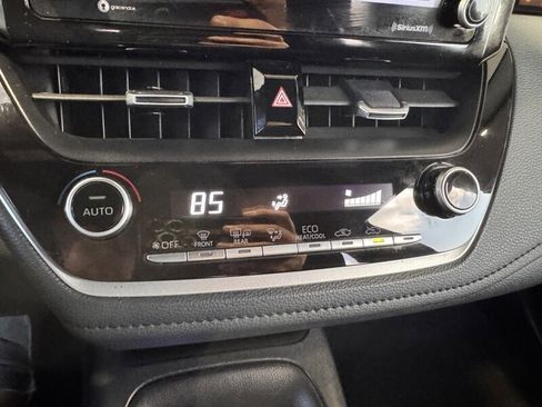 Used 2022 Toyota Corolla SE image 21