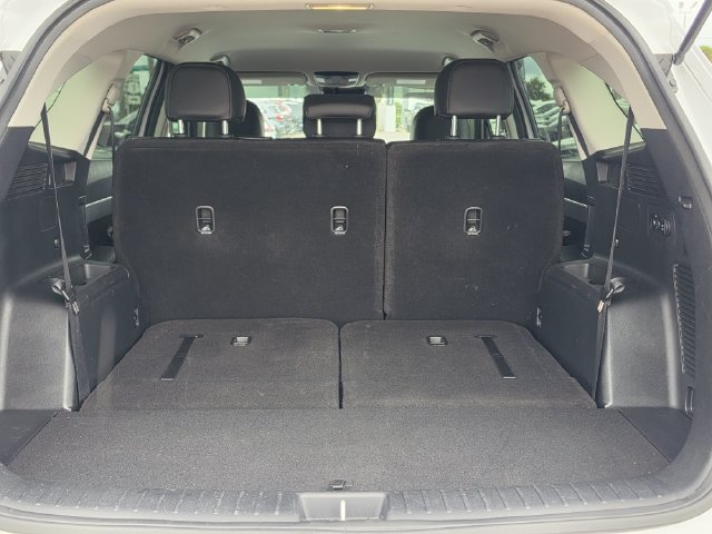 Used 2022 Kia Sorento S FWD image 6