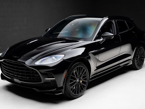 Used 2024 Aston Martin DBX 707 AWD/4WD image 5