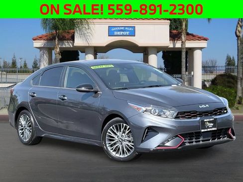 Used 2022 Kia Forte GT-Line w/ GT-Line Premium Package FWD image 1