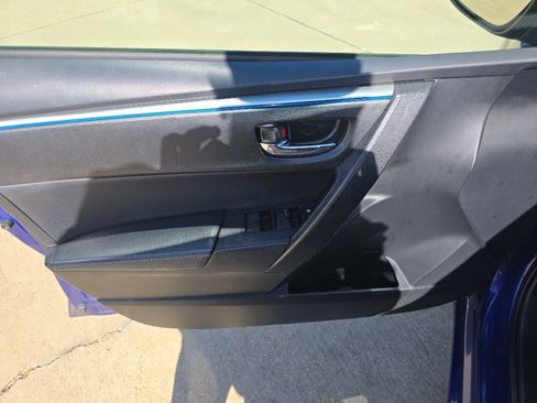 Used 2016 Toyota Corolla S image 17