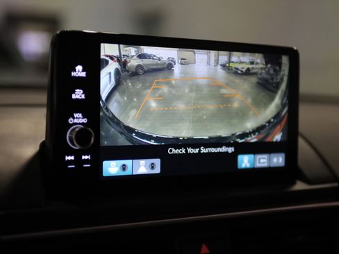 Used 2025 Honda Pilot Elite image 29