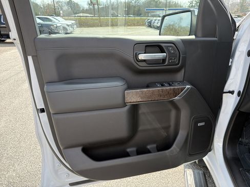 Used 2021 GMC Sierra 1500 Denali w/ Denali Ultimate Package image 12