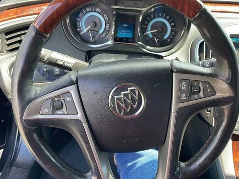 Used 2013 Buick LaCrosse Touring FWD image 9