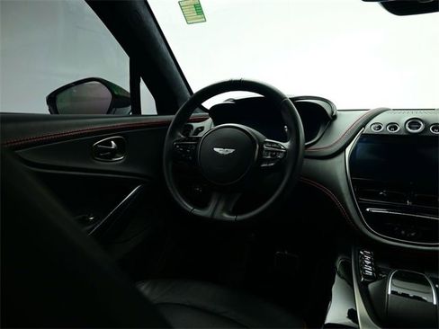 Used 2021 Aston Martin DBX image 7