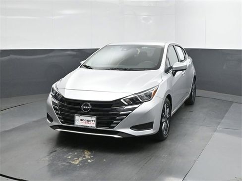 Certified 2023 Nissan Versa SV image 30