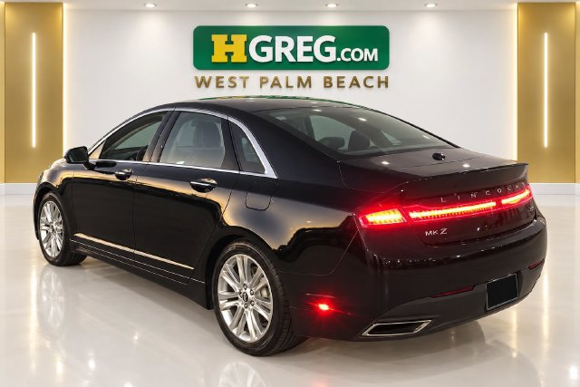 Used 2016 Lincoln MKZ w/ Equipment Group 300A Reserve FWD image 2
