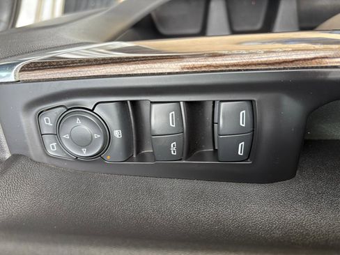 Used 2021 Chevrolet Silverado 1500 LT w/ Convenience Package II image 18