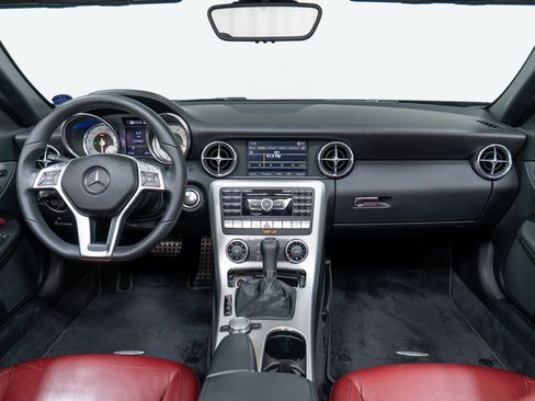 Used 2012 Mercedes-Benz SLK 350 image 16