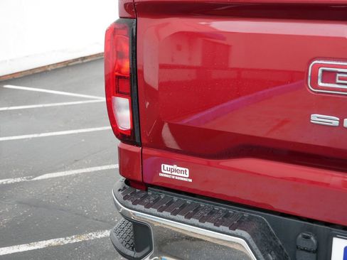 Used 2019 GMC Sierra 1500 SLE w/ SLE Value Package AWD/4WD image 7