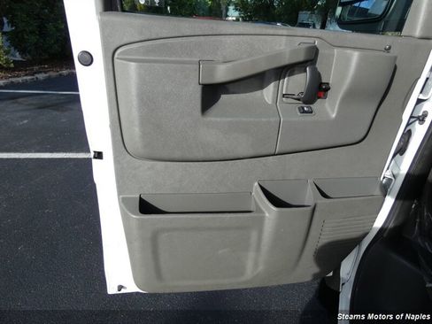 Used 2023 Chevrolet Express 2500 w/ Driver Convenience Package image 35