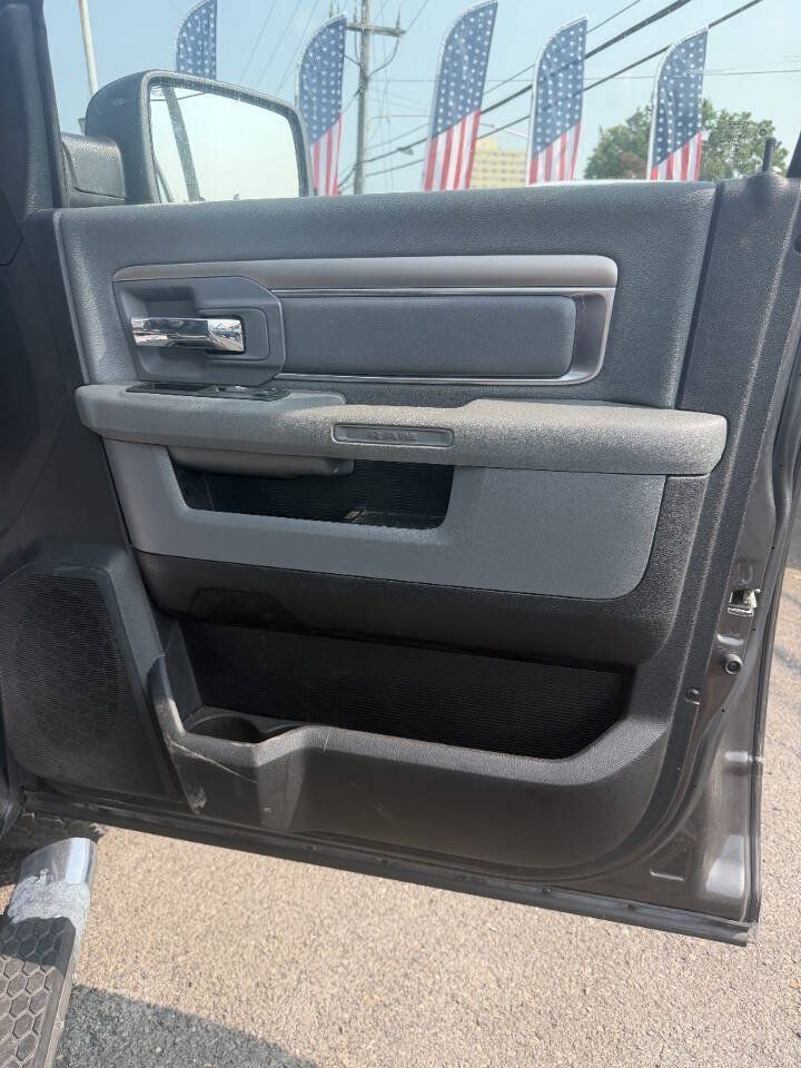 Used 2017 RAM 1500 Big Horn AWD/4WD image 6