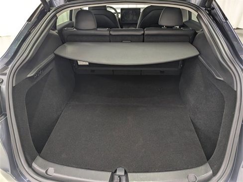 Used 2023 Tesla Model Y Long Range image 26