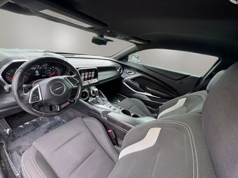 Used 2016 Chevrolet Camaro SS RWD image 10