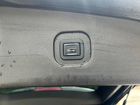 Used 2013 Chevrolet Equinox LTZ FWD image 31