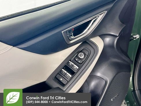 Used 2023 Subaru Forester Limited image 12