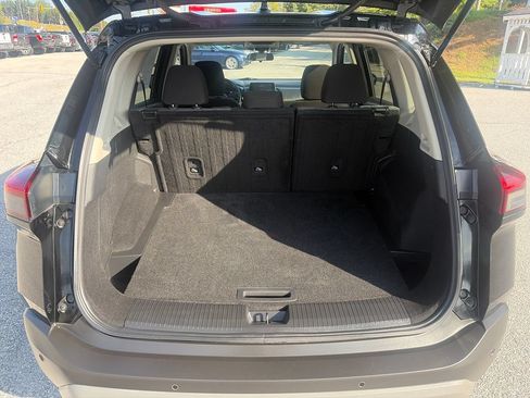 Used 2023 Nissan Rogue SV FWD image 22