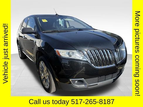 Used 2013 Lincoln MKX AWD image 1