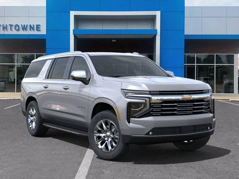New 2025 Chevrolet Suburban Premier image 31