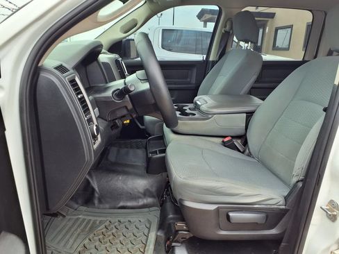 Used 2018 RAM 1500 Tradesman w/ Popular Equipment Group AWD/4WD image 9