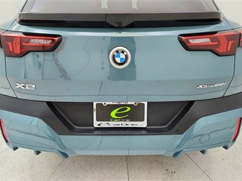 Used 2025 BMW X2 xDrive28i w/ Premium Package image 11