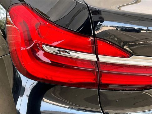 Used 2016 BMW 740i RWD image 29