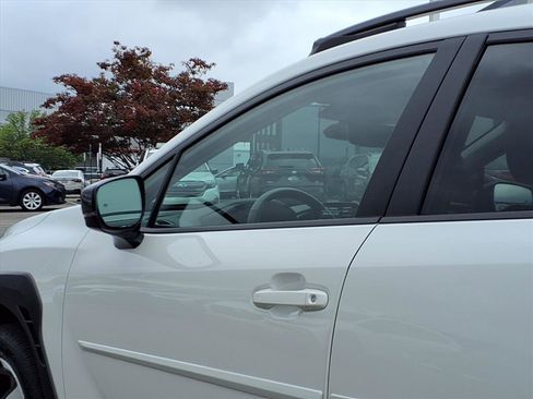 Used 2025 Subaru Crosstrek 2.5i Limited w/ Crosstrek Mirror Package image 22
