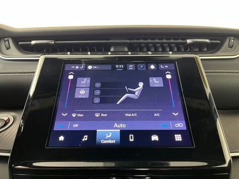 Used 2023 Jeep Grand Cherokee Altitude AWD/4WD image 29