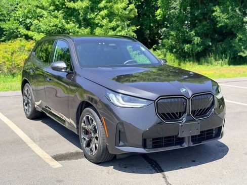 Used 2025 BMW X3 xDrive30i w/ Premium Package AWD/4WD image 8