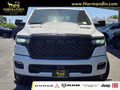 New 2026 RAM 1500 Express AWD/4WD image 2