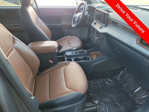 Used 2022 Ford Maverick Lariat w/ Lariat Luxury Package FWD image 15