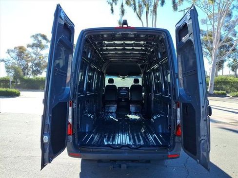 New 2025 Mercedes-Benz Sprinter 2500 image 23