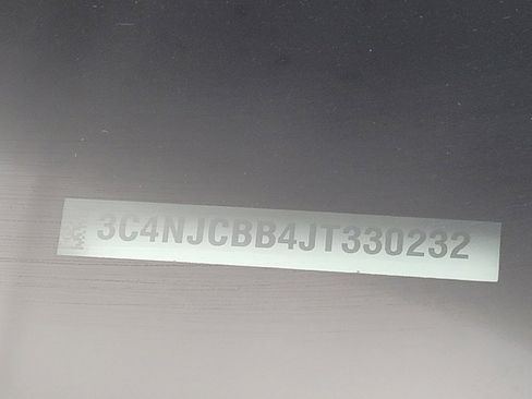 Used 2018 Jeep Compass Latitude w/ Popular Equipment Group image 33