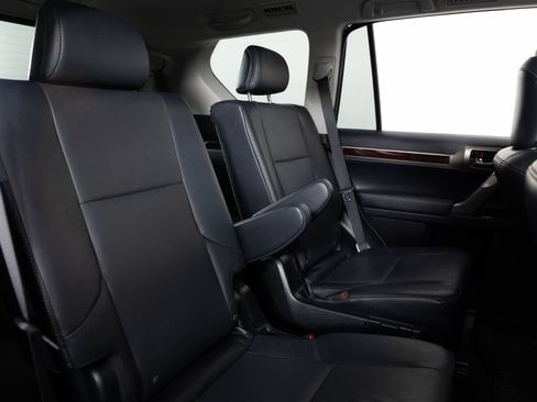 Used 2018 Lexus GX 460 Premium AWD/4WD image 27