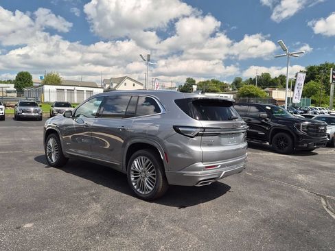 New 2027 Buick Enclave Avenir w/ LPO, Floor Liner Package AWD/4WD image 12